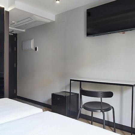 Hostal Espoz Y Mina Pamplona Kültér fotó