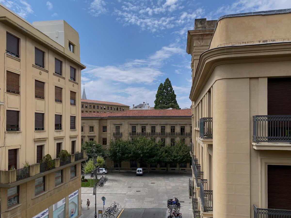 Hostal Espoz Y Mina Pamplona Kültér fotó