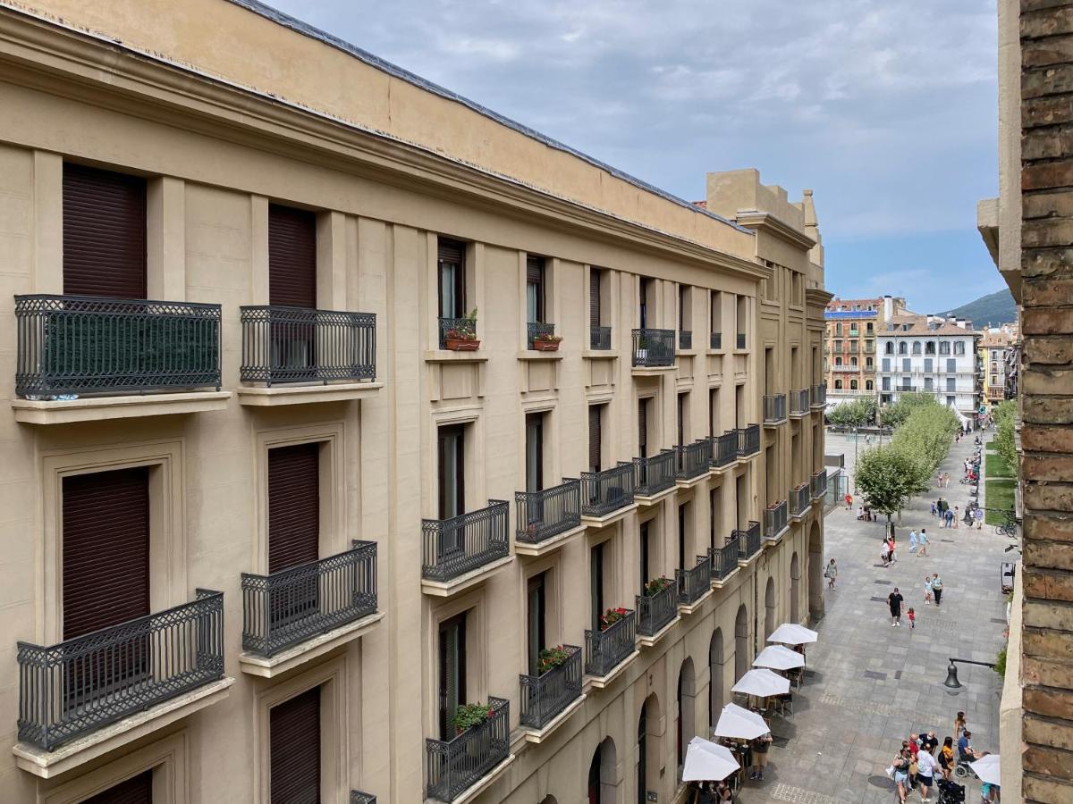 Hostal Espoz Y Mina Pamplona Kültér fotó
