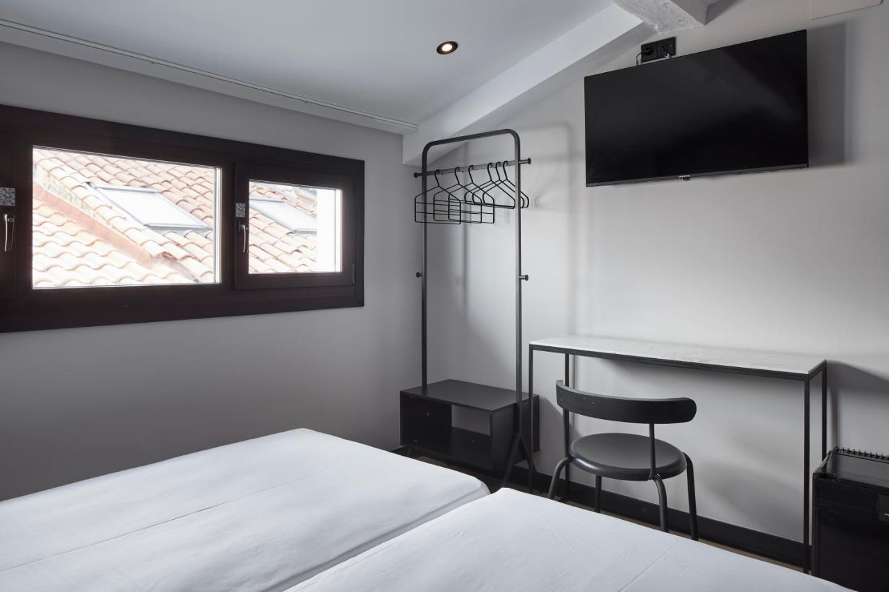 Hostal Espoz Y Mina Pamplona Kültér fotó