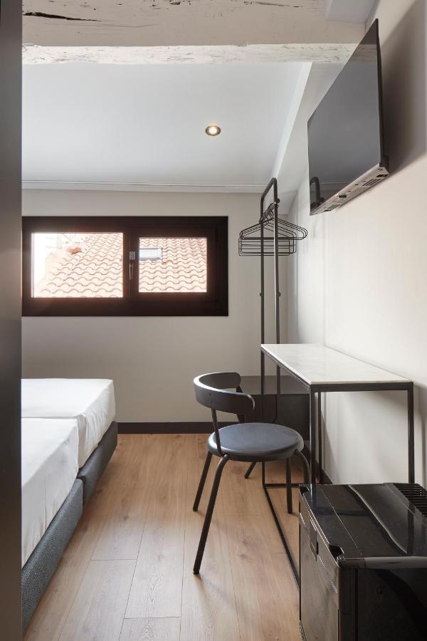 Hostal Espoz Y Mina Pamplona Kültér fotó