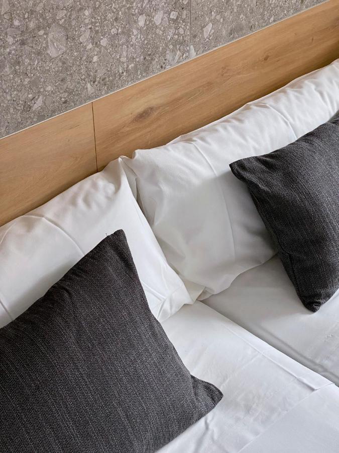 Hostal Espoz Y Mina Pamplona Kültér fotó